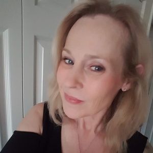 Meet your Posher, Teri